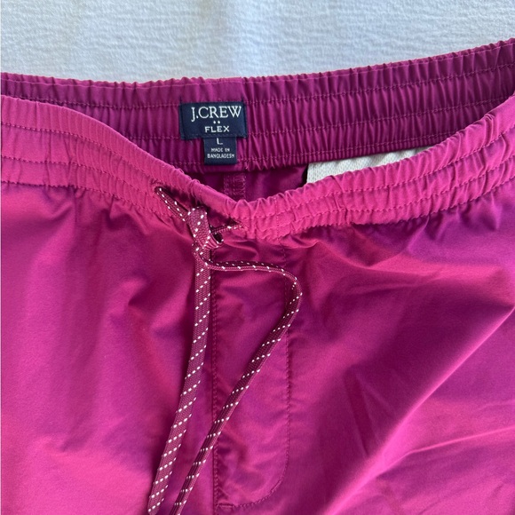 NWOT Jcrew Men's Magenta Shorts L - Picture 2 of 4